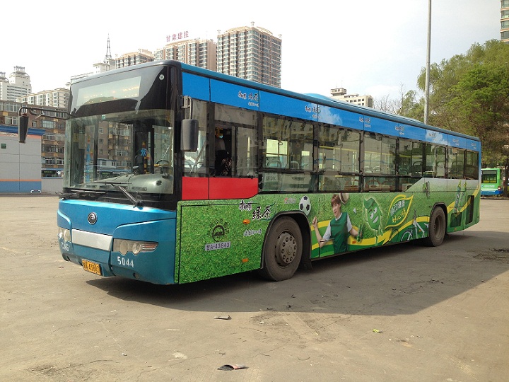 甘肅蘭州公交車廣告